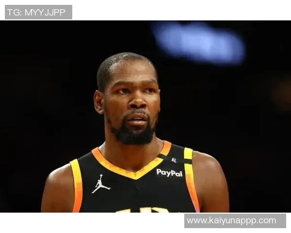 美女主持分享KD首秀精彩数据网友调侃小帅重色轻球Shams感慨不已