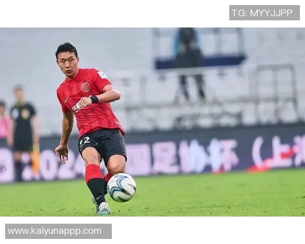 上海海港外援茹萨正式签约成都蓉城俱乐部即将加盟新征程 上海海港外援茹萨正式签约成都蓉城俱乐部即将加盟新征程