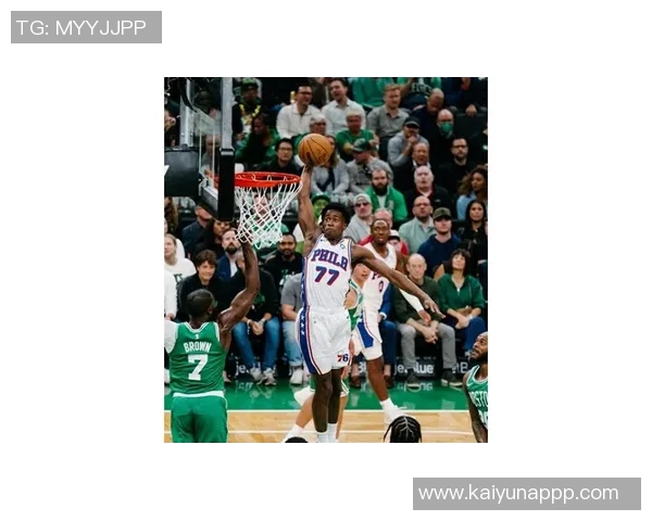 76人新秀埃奇库姆补篮绝杀勇士马克西钉板拒绝反击成功