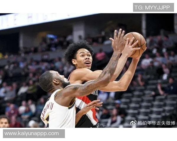 安芬尼西蒙斯谈比赛中与普里查德的适应与交流经验分享